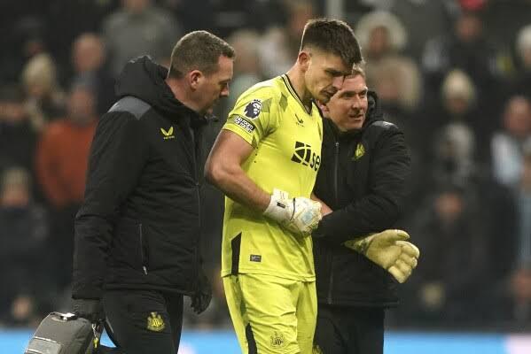 Newcastle United Hit by Key Injury Blow: Star Goalkeeper Set to Miss 'Several Weeks' of Action